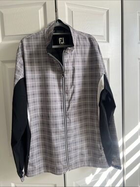 FootJoy DryJoy Grey Plaid Lightweight Golf Rain Jacket with Black Sleeves